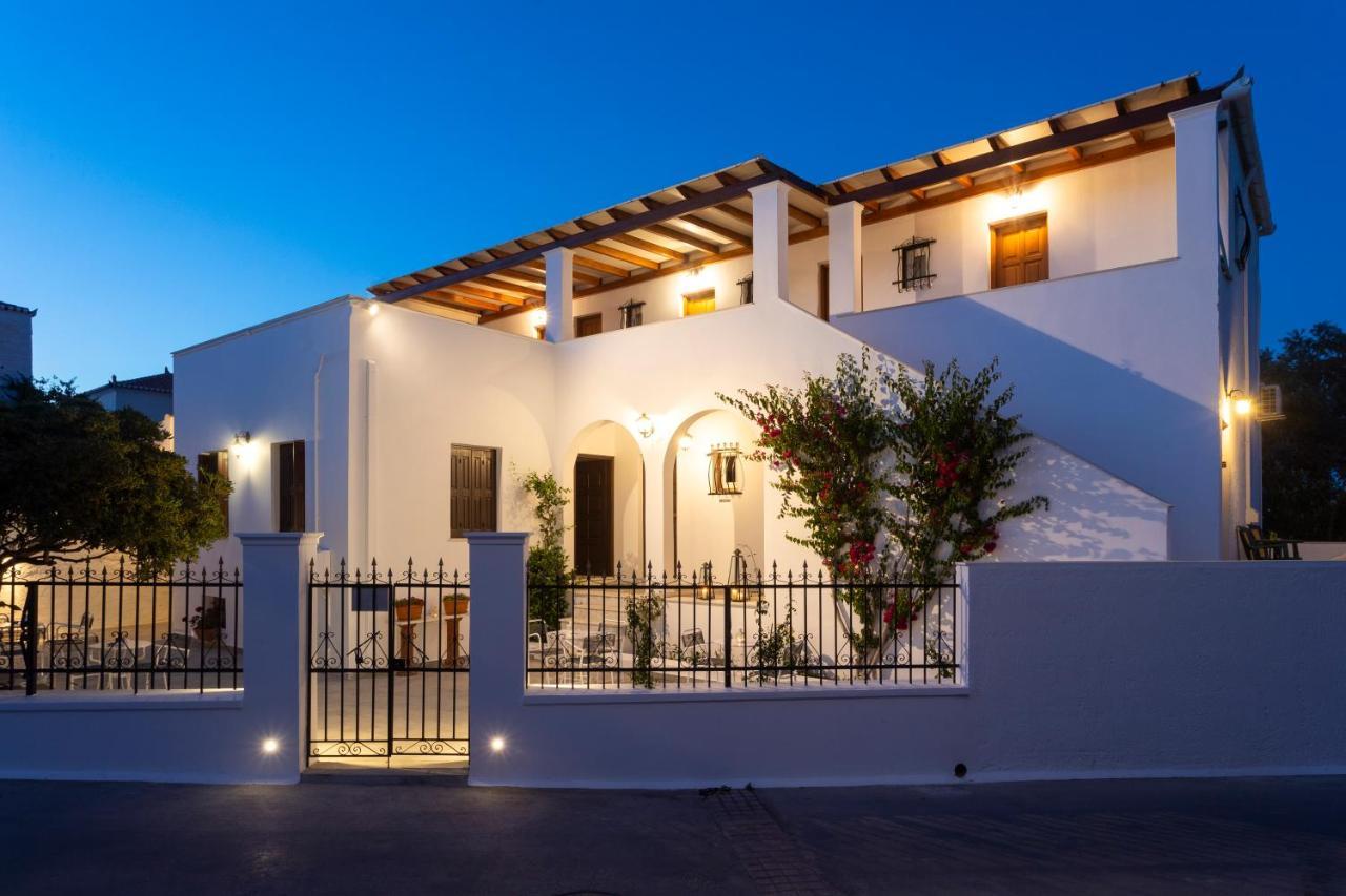 Villa Kriezi Spétses Exterior foto