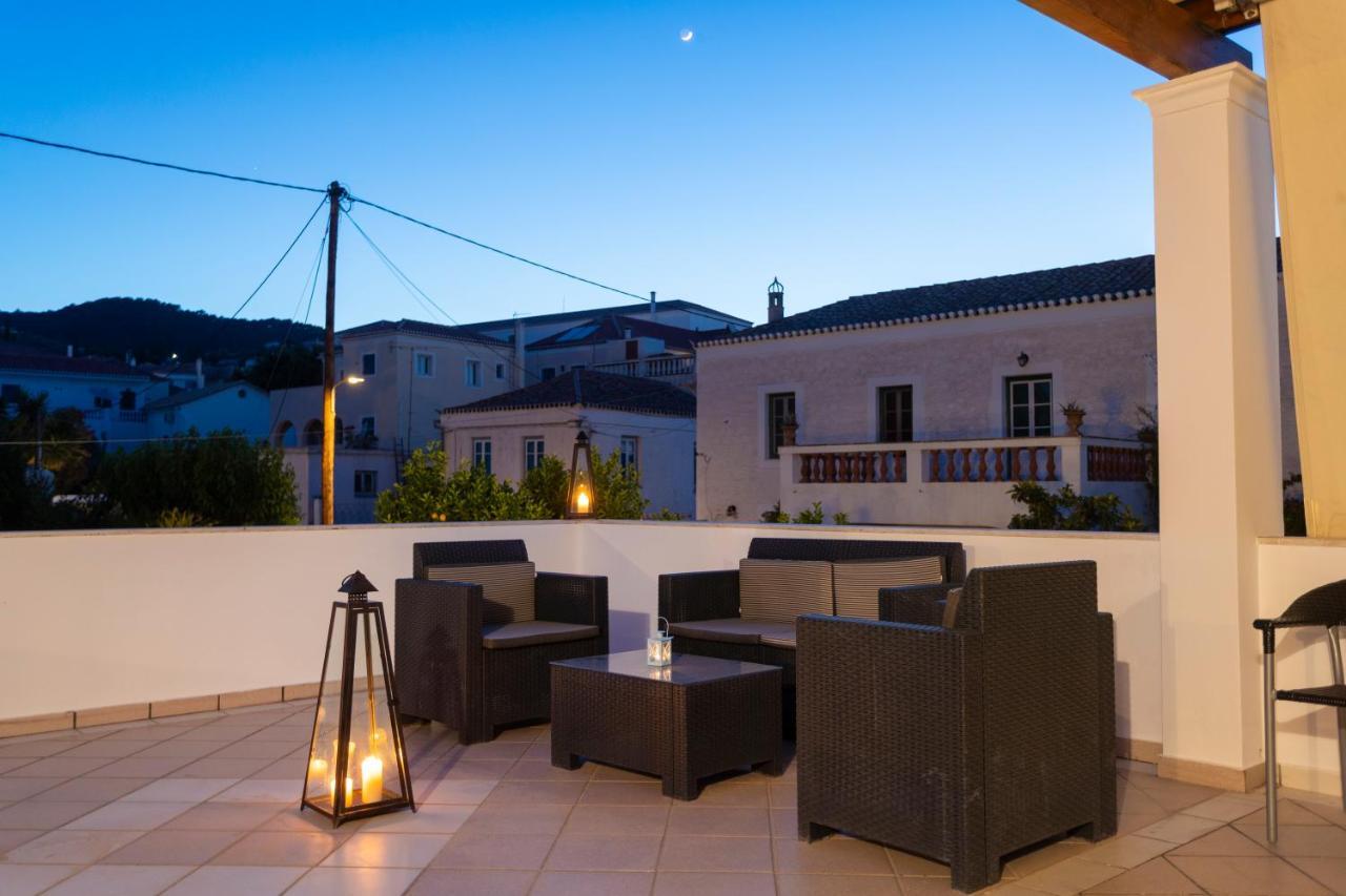 Villa Kriezi Spétses Exterior foto